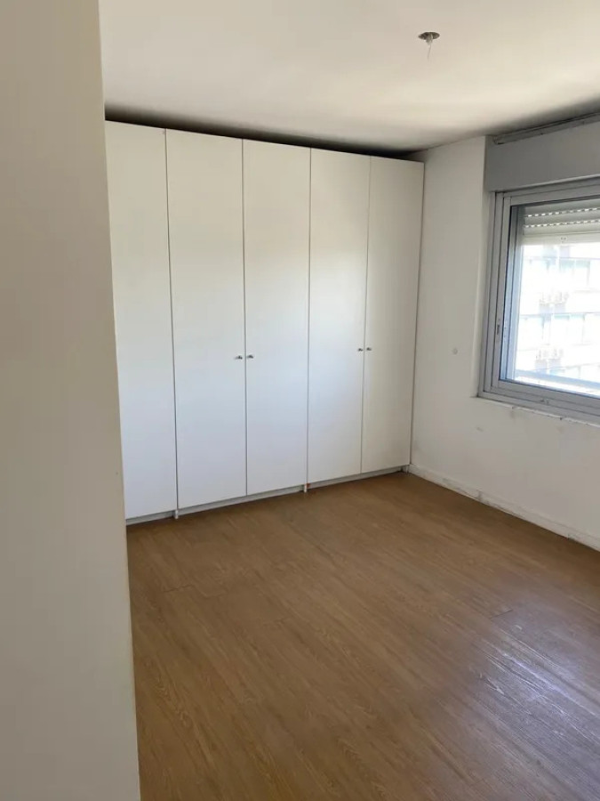 Apartamento ID.5842 - Alquiler Apartamento 2 Dormitorios Mlavin con cochera