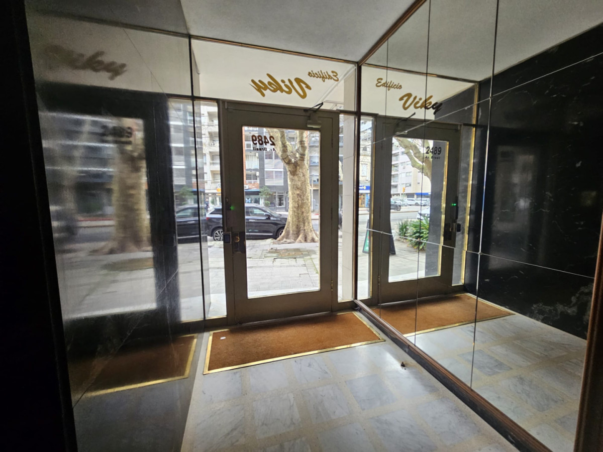 Apartamento ID.6894 - Venta Apartamento 2 Dormitorios Pocitos 