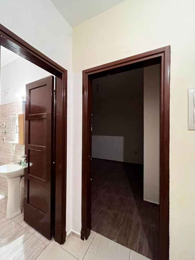 Apartamento ID.5985 - Venta Apartamento con Renta 1 Dormitorio Maroñas con Patio