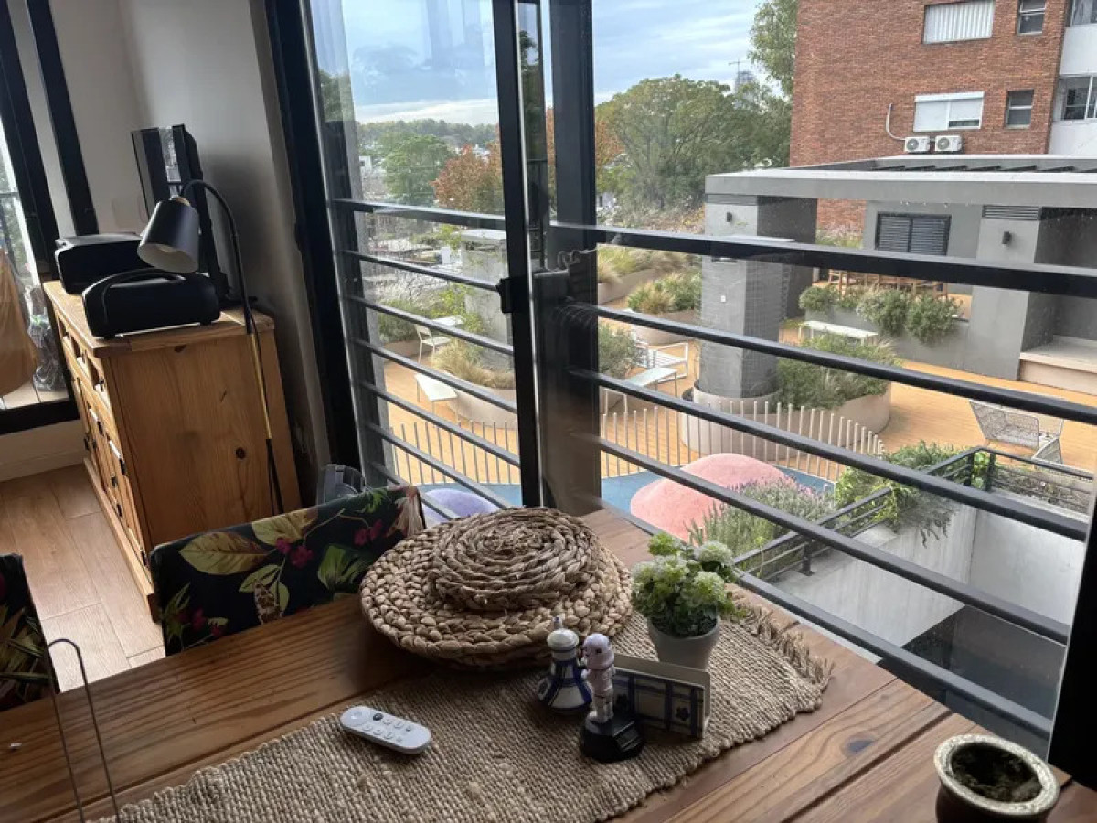 Apartamento ID.6451 - Alquiler Apartamento 2 Dormitorios La Blanqueada con balcon 