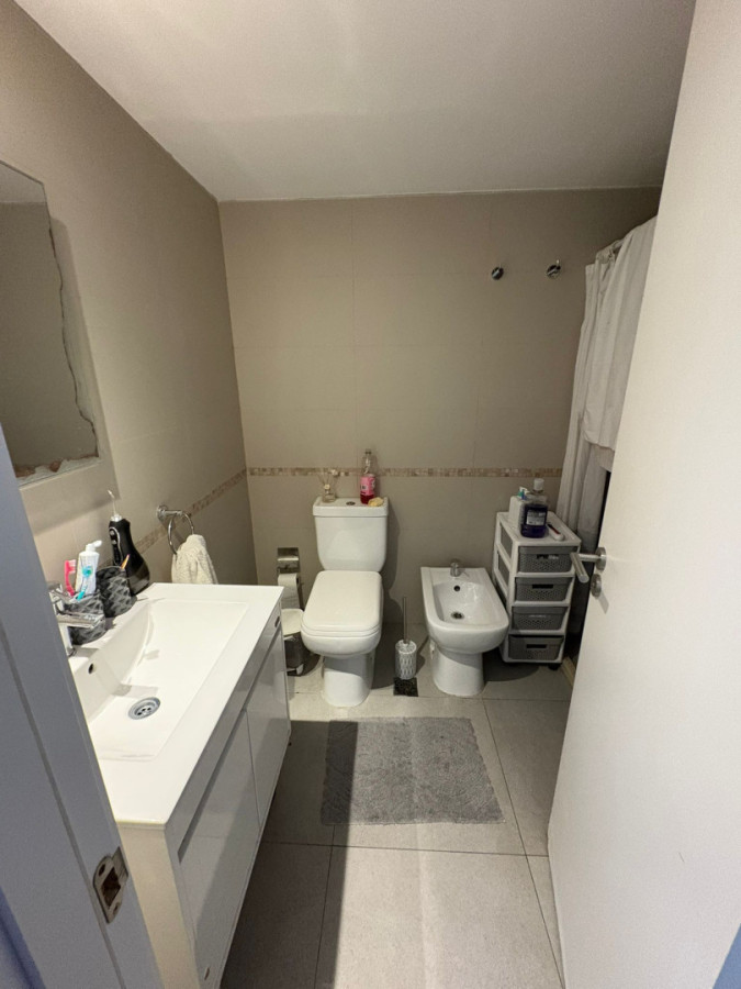 Apartamento ID.5502 - Alquiler Apartamento Monoambiente Malvin con balcon