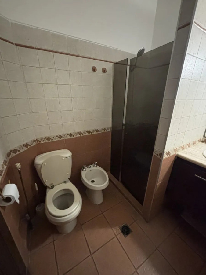 Apartamento ID.6085 - Venta Apartamento 4 Dormitorios Pocitos con balcon