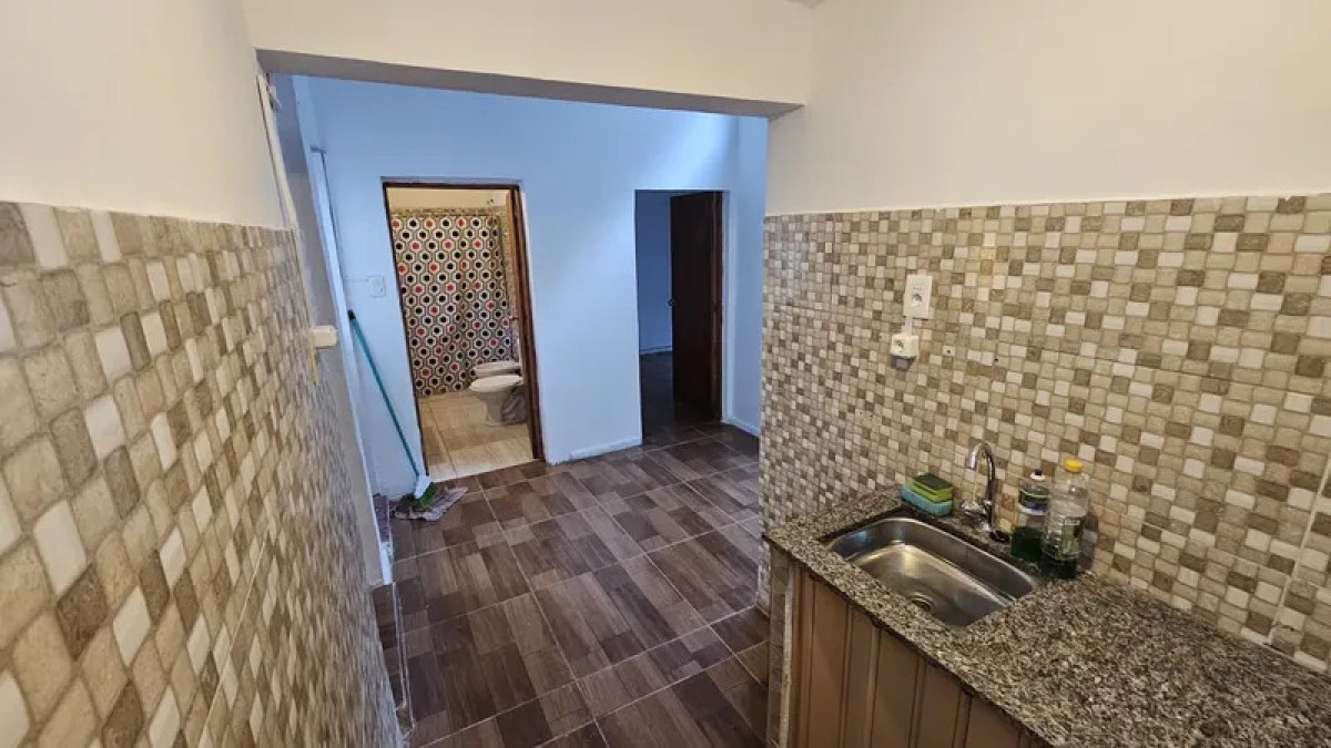 Apartamento ID.6244 - Alquiler Apartamento 1 o 2 Dormitorios Pocitos con patio