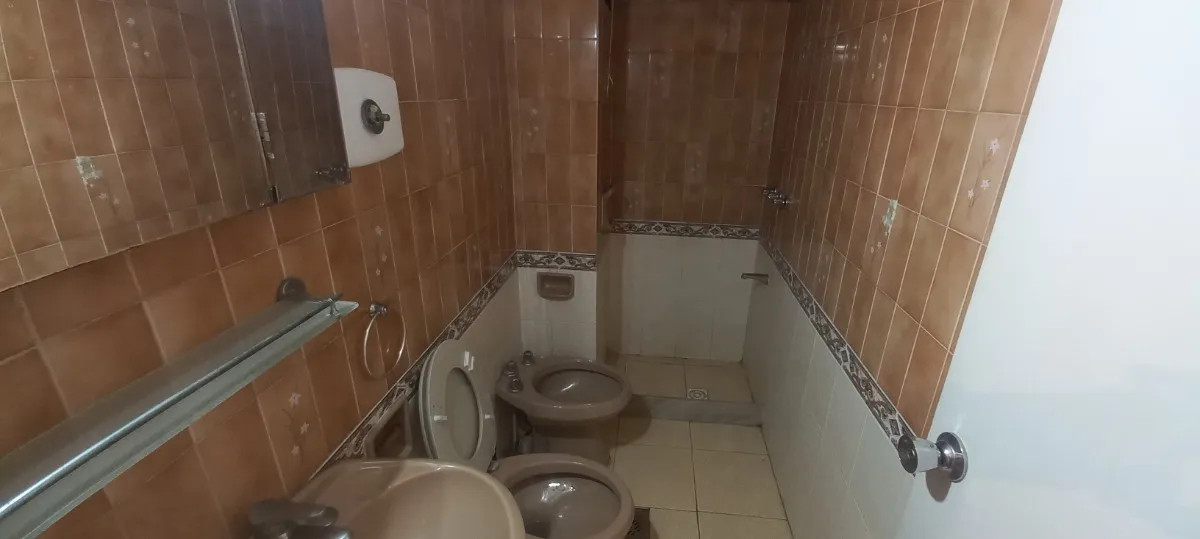Apartamento ID.4825 - Alquiler Apartamento 3 Dormitorios Cordón con patio 