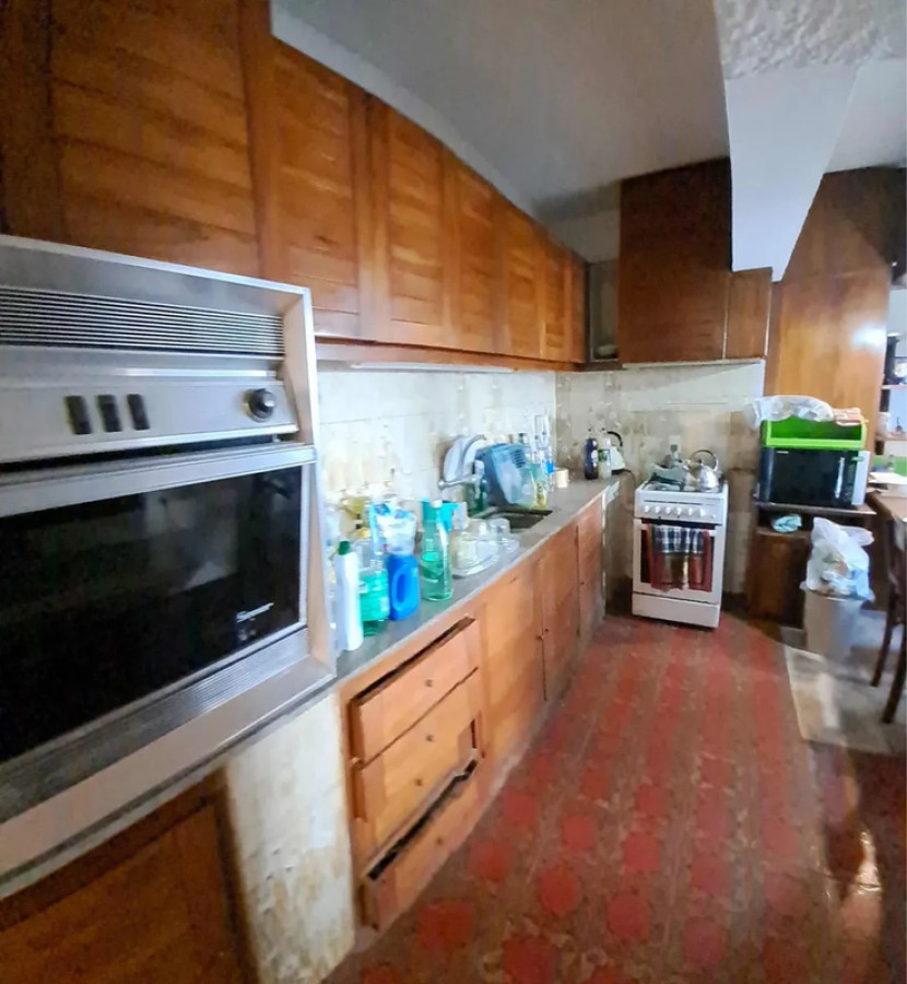 Apartamento ID.4951 - Alquiler o Venta Apartamento 2 Dormitorios Centro con Balcón