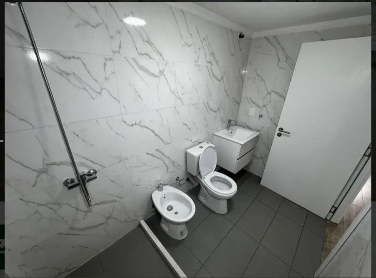 Apartamento ID.6620 - Alquiler Apartamento 1 Dormitorio La Blanqueado con balcon