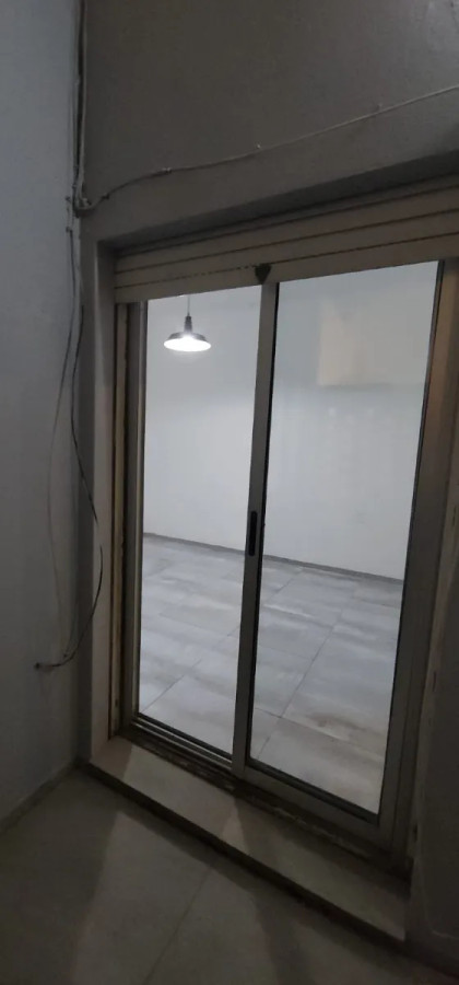 Apartamento ID.4772 - Venta Apartamento 1 Dormitorio La Comercial con patio
