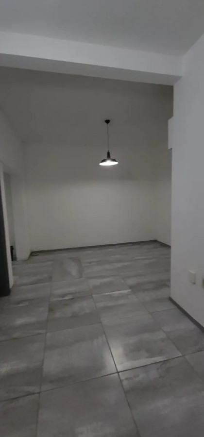 Apartamento ID.4772 - Venta Apartamento 1 Dormitorio La Comercial con patio