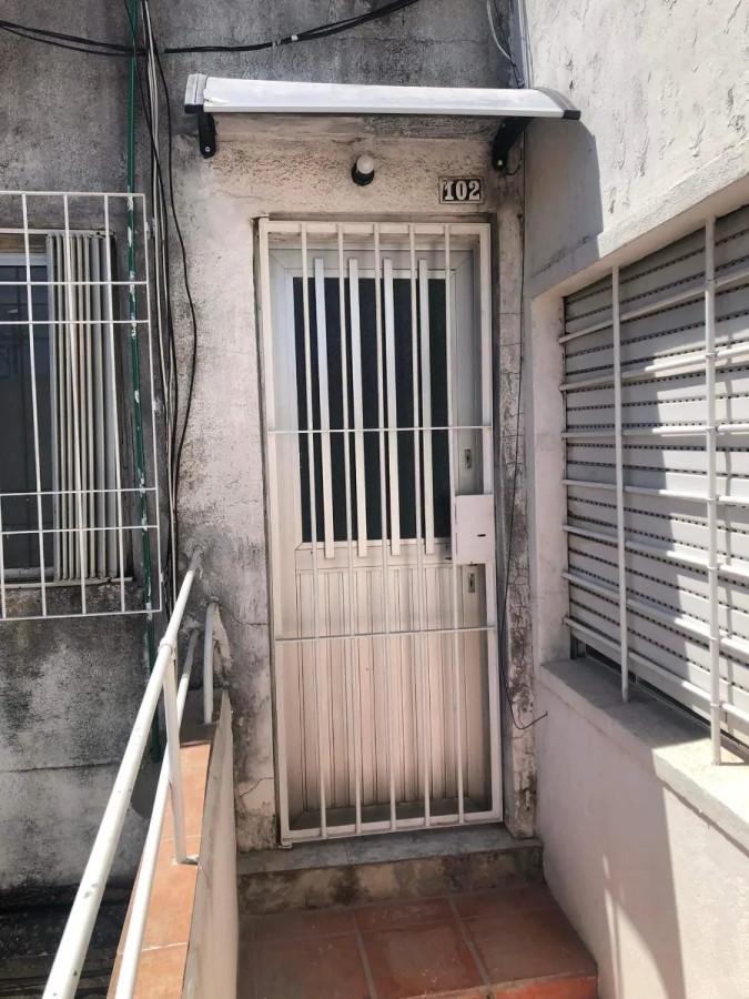 Apartamento ID.4833 - Venta Apartamento 2 Dormitorios Belvedere con patio