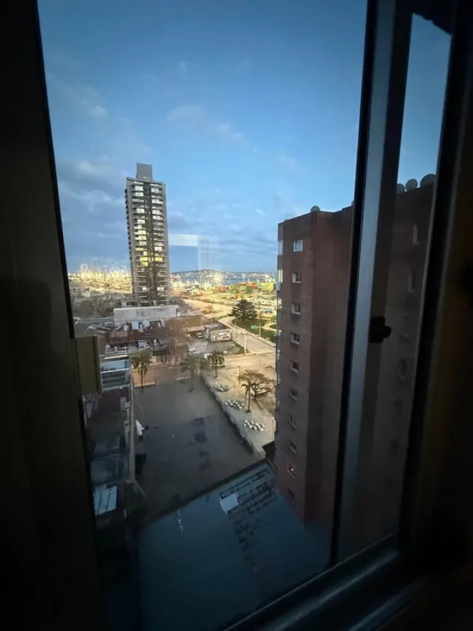 Apartamento ID.6795 - Alquiler Apartamento 2 Dormitorios Centro