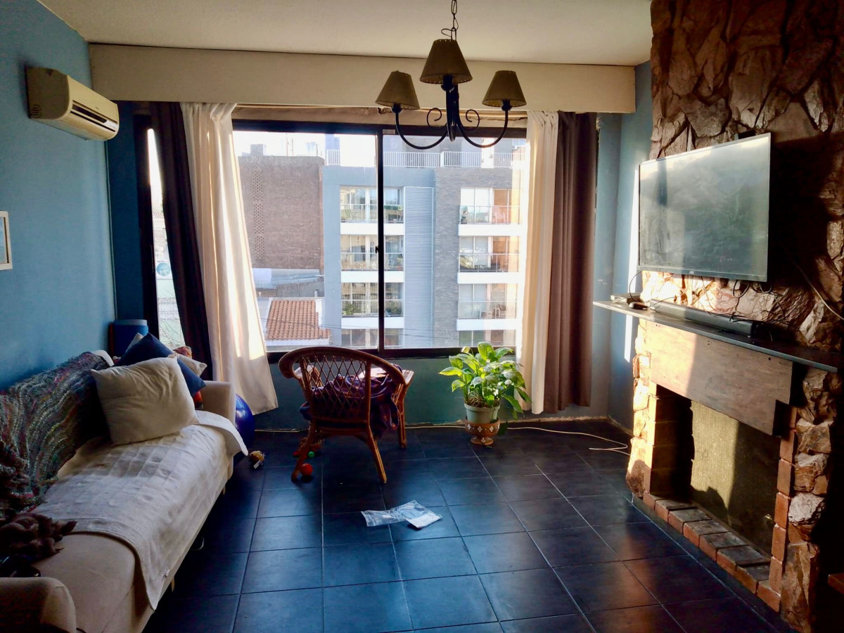 Apartamento ID.3661 - Alquiler Apartamento 2 Dormitorios Malvin Sur con Balcón