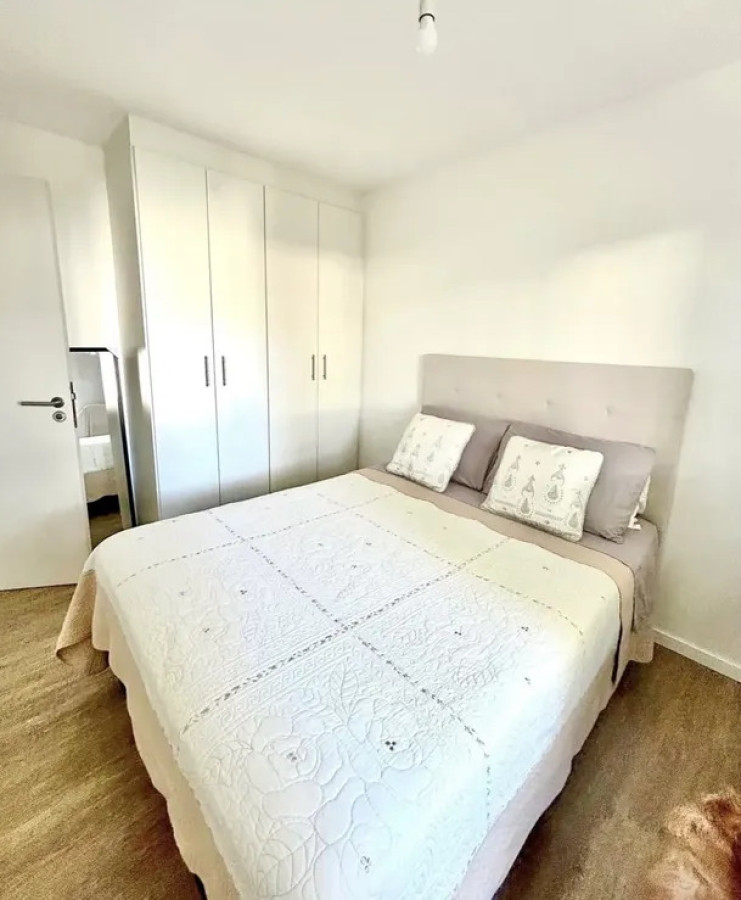 Apartamento ID.6119 - Venta con Renta Apartamento 2 Dormitorios Barrio Sur Balcon