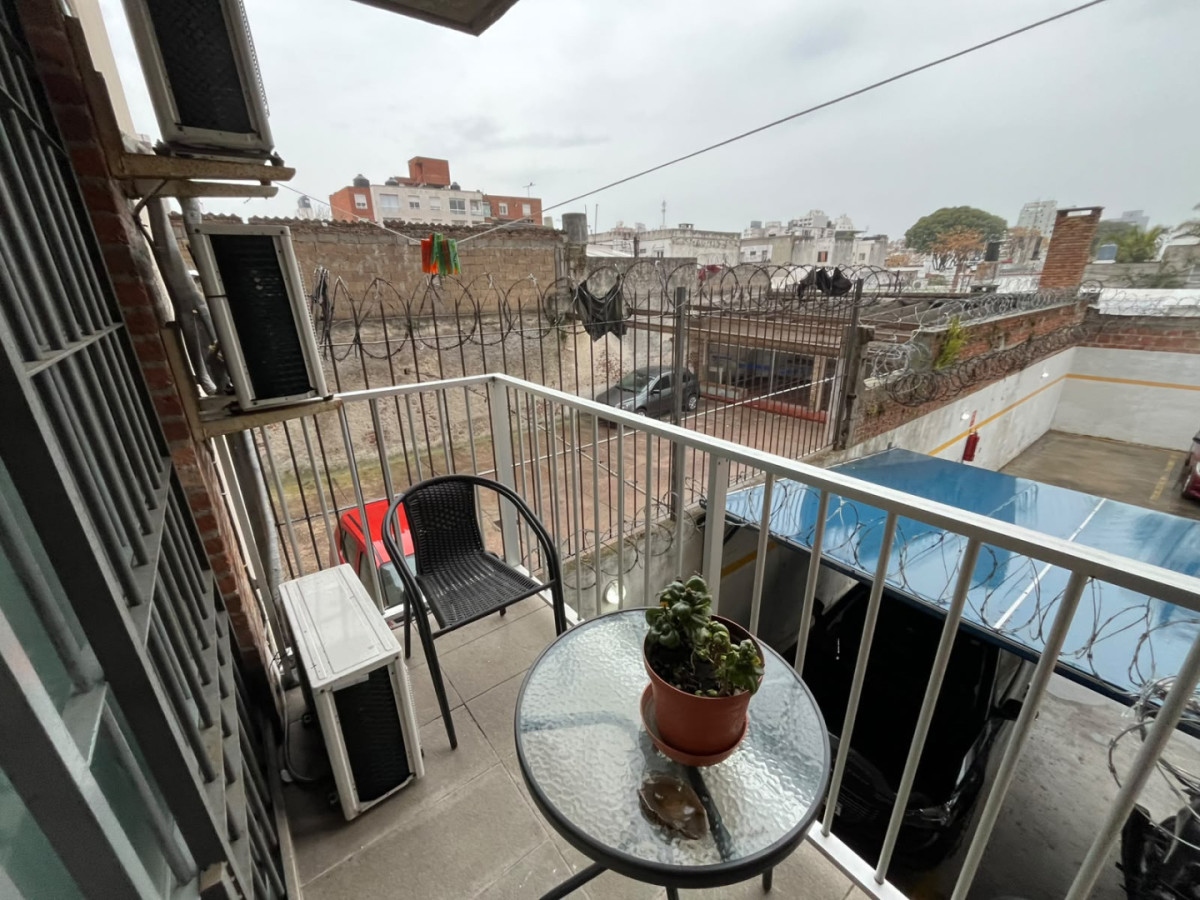 Apartamento ID.6660 - Venta Apartamento Monoambiente La Blanqueada con terraza