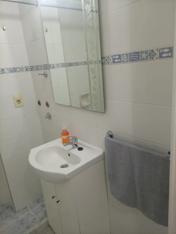 Apartamento ID.6287 - Alquiler Apartamento 2 Dormitorios Tres Cruces con balcon 