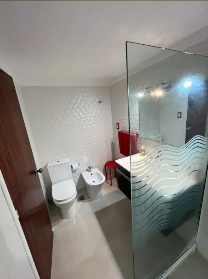 Apartamento ID.2639 - Venta Apartamento 2 Dormitorios Punta Carretas Balcón y Garaje