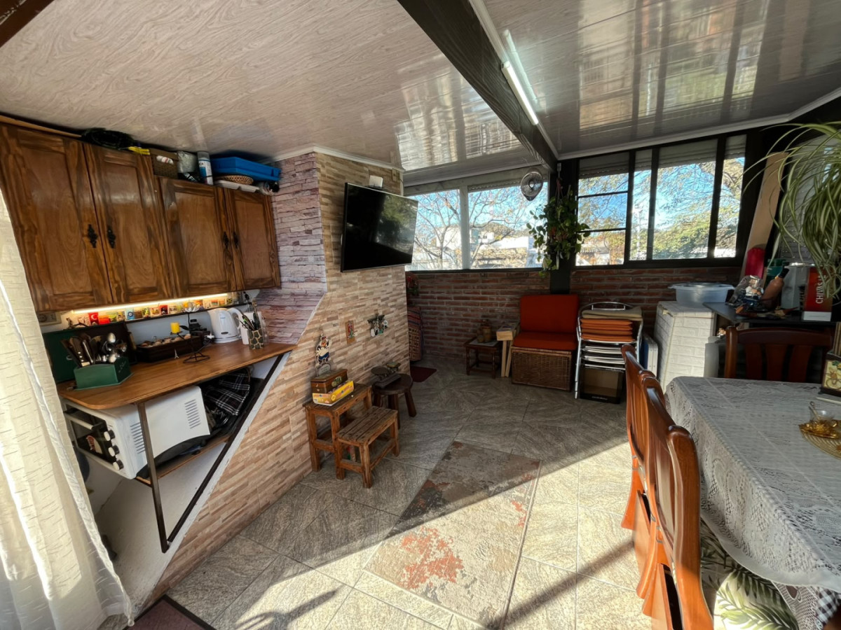 Apartamento ID.6971 - Venta Apartamento 2 Dormitorios Reducto con azotea y barbacoa