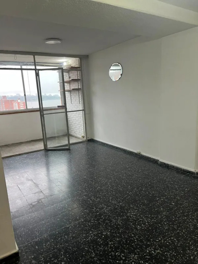 Apartamento ID.6778 - Alquiler Apartamento 1 Dormitorio Barrio Sur con balcon 