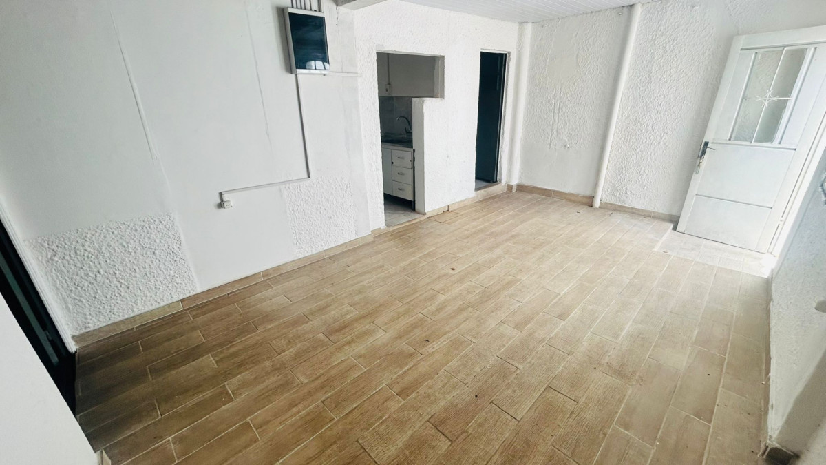 Apartamento ID.5876 - Alquiler Apartamento 2 Dormitorios Cerro