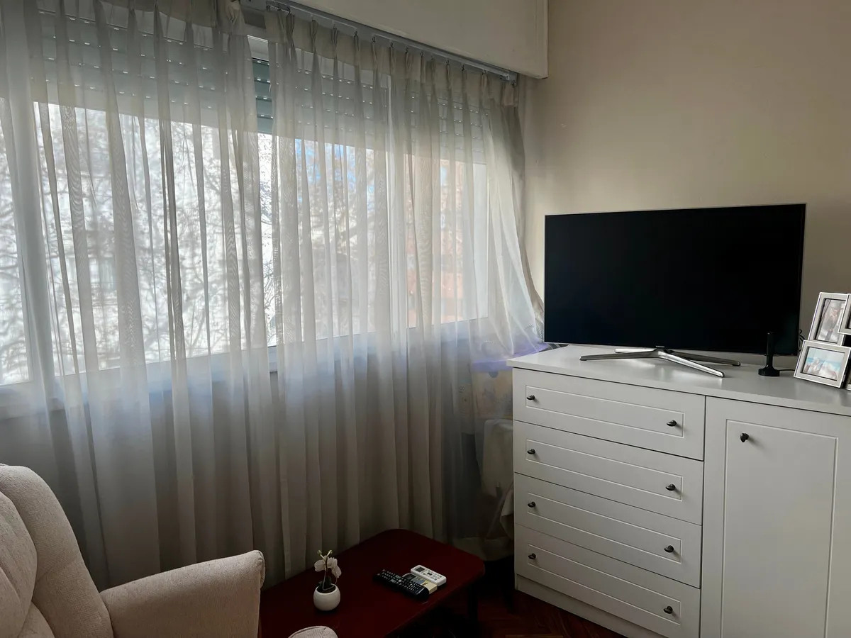 Apartamento ID.5114 - Venta y Alquiler Apartamento 3 Dormitorios Centro con terraza
