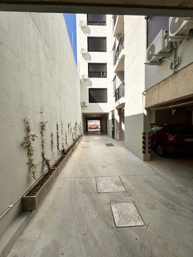 Apartamento ID.5249 - Alquiler Apartamento 1 Dormitorio Tres Cruces con balcon