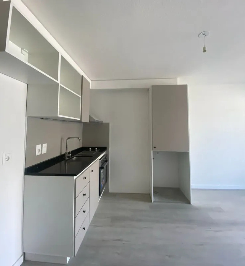 Apartamento ID.6634 - Alquiler Apartamento Monoambiente Cordon con balcon