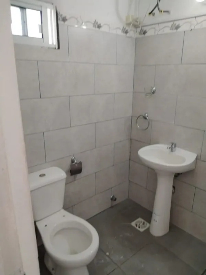 Apartamento ID.6621 - Alquiler Apartamento 1 Dormitorio Cerrito con patio