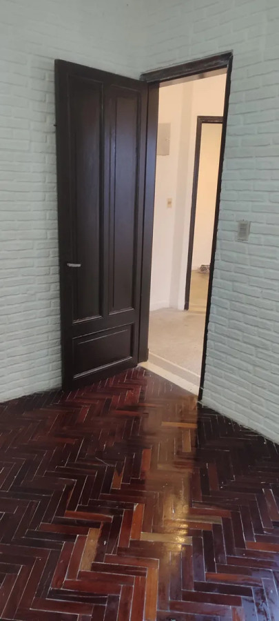 Apartamento ID.4934 - Venta y Alquiler Apartamento 2 Dormitorios Mercado Modelo