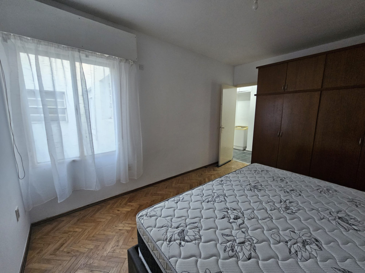 Apartamento ID.6531 - Alquiler Apartamento 1 Dormitorio Ciudad Vieja 
