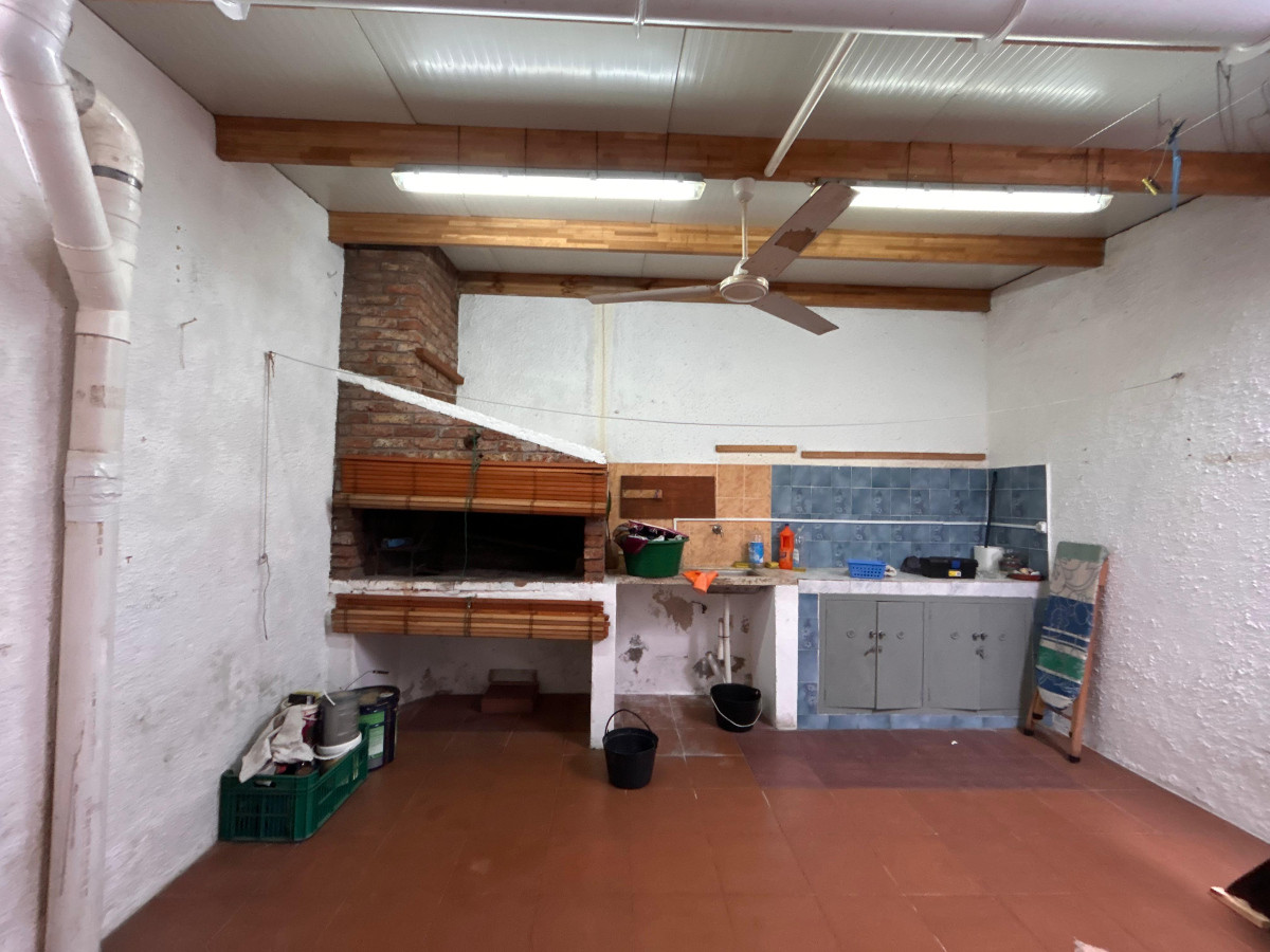 Apartamento ID.4932 - Venta Apartamento tipo Casa La Teja con Patio y Parrillero