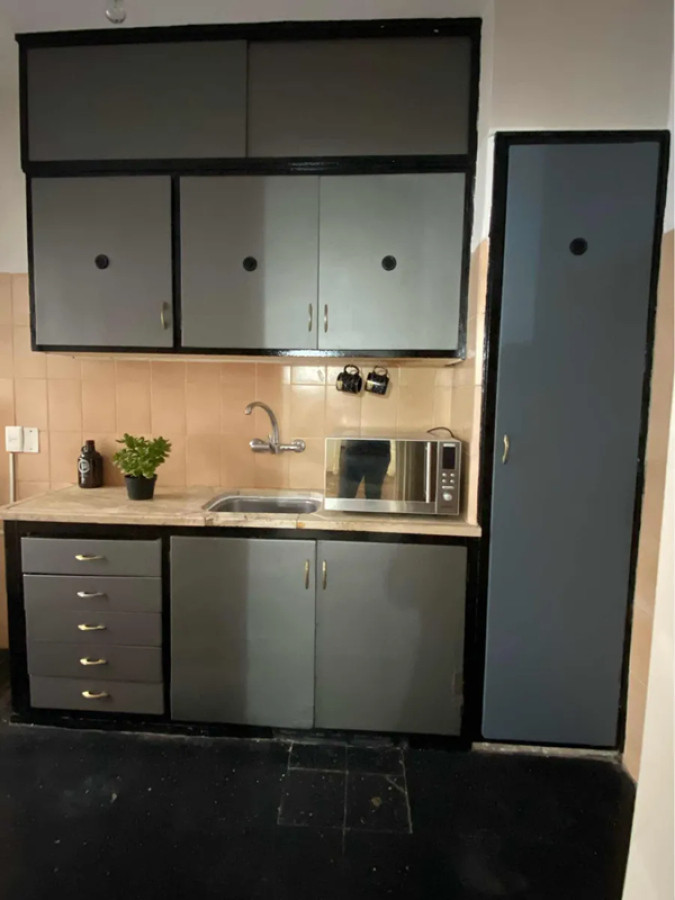 Apartamento ID.4663 - Alquiler Apartamento 1 Dormitorio Centro con Patio