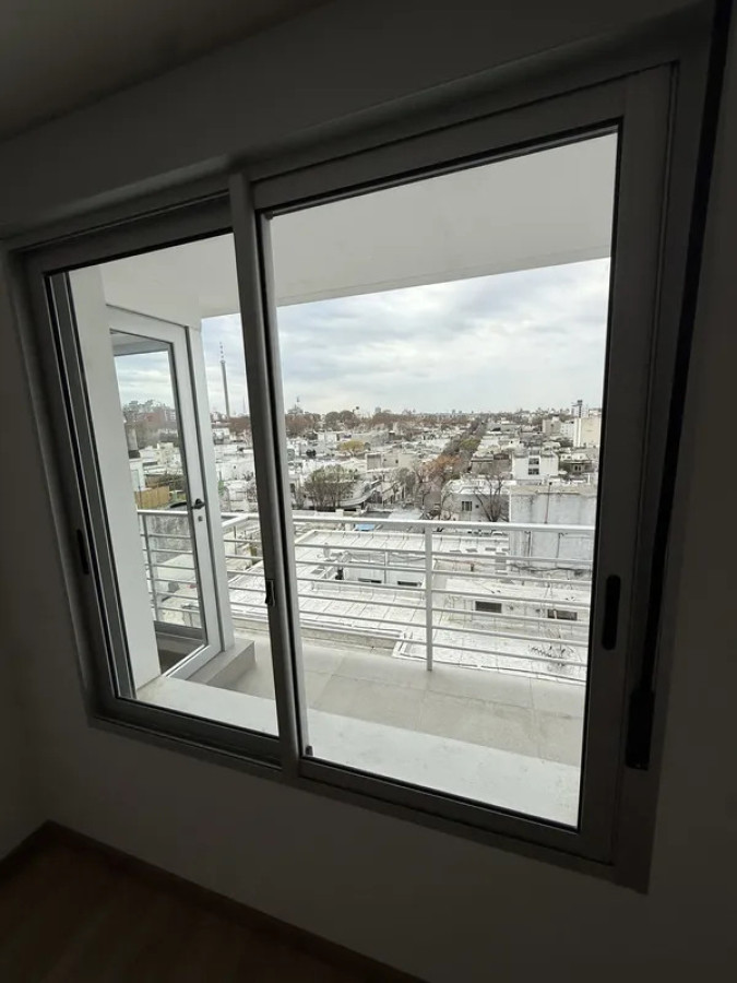 Apartamento ID.6714 - Alquiler Apartamento 1 Dormitorio Barrio Sur con garaje