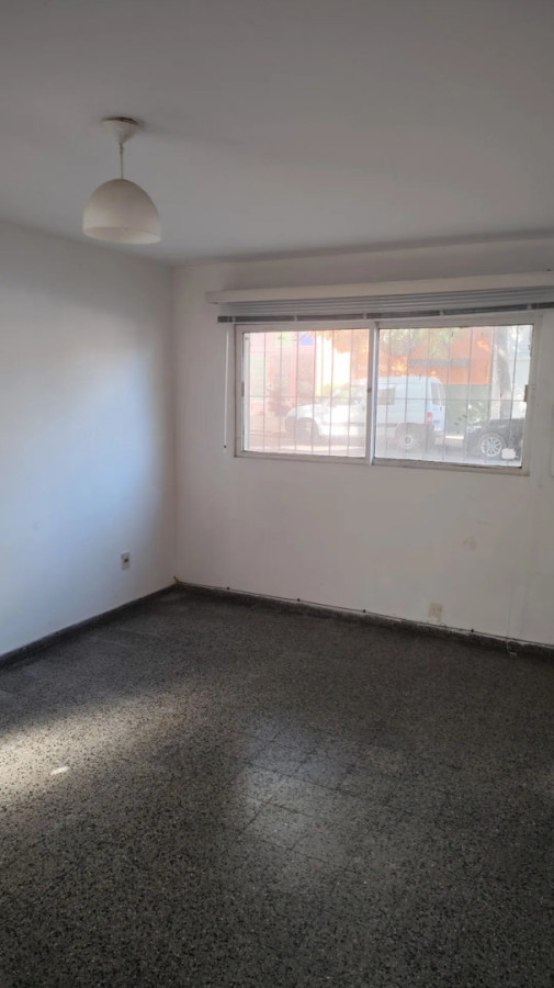 Apartamento ID.5945 - Alquiler Apartamento tipo Casa 3 Dormitorios Cordon