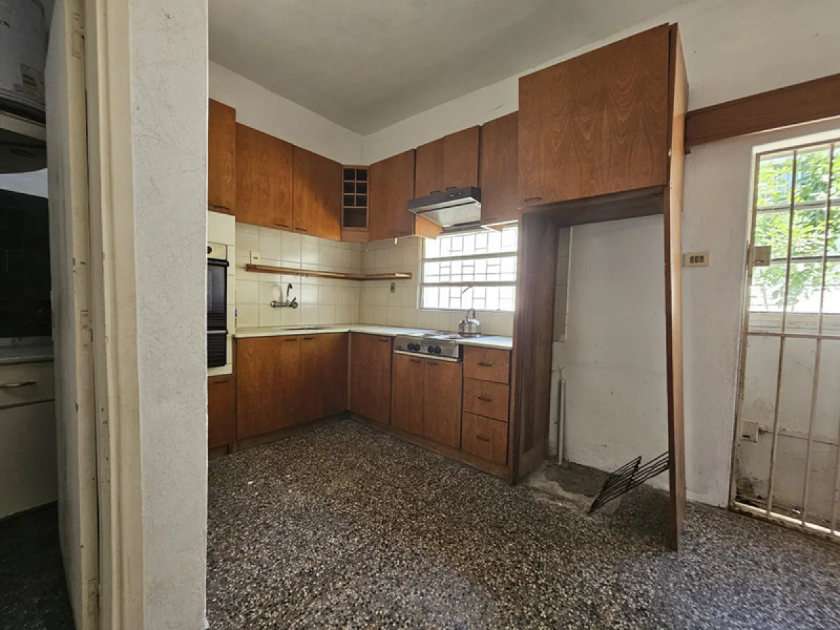Apartamento ID.4997 - Venta Dos Apartamentos y Galpon Cerrito Inversion