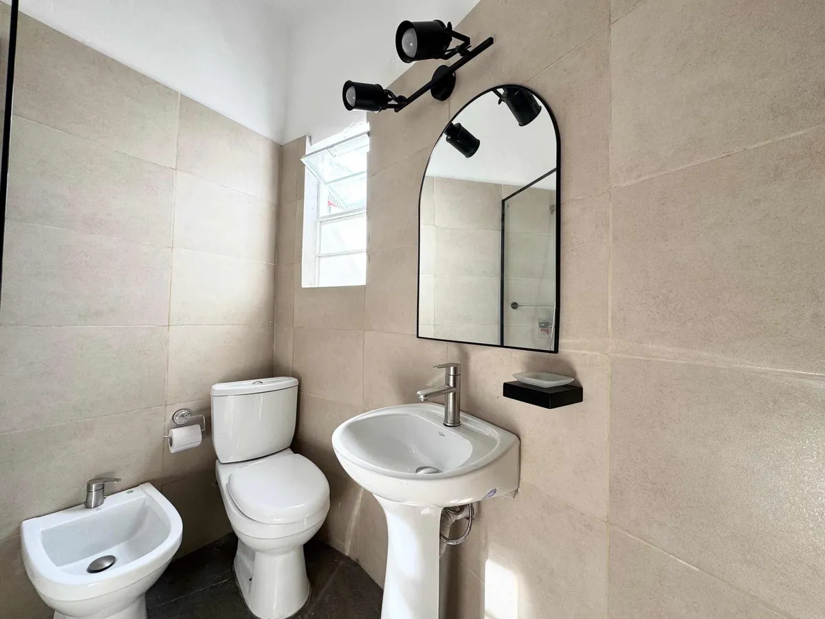 Apartamento ID.5064 - Venta con Renta Apartamento 2 Dormitorios Buceo Inversion
