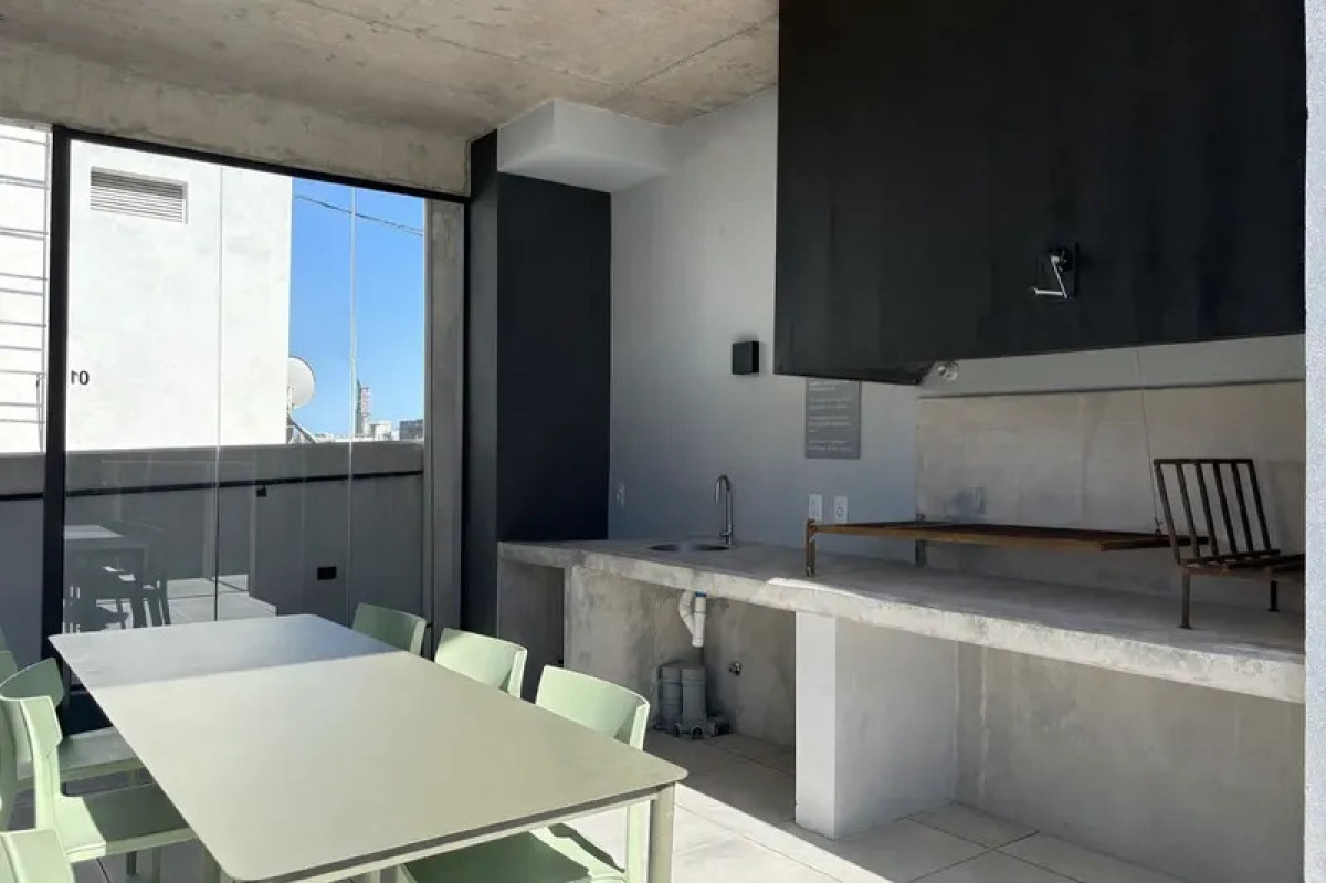 Apartamento ID.6061 - Alquiler Apartamento 1 Dormitorio Centro con balcon y garaje