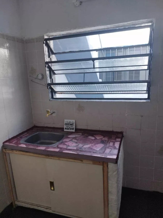 Apartamento ID.4515 - Alquiler Apartamento 3 Dormitorios La Teja con Patio Interno