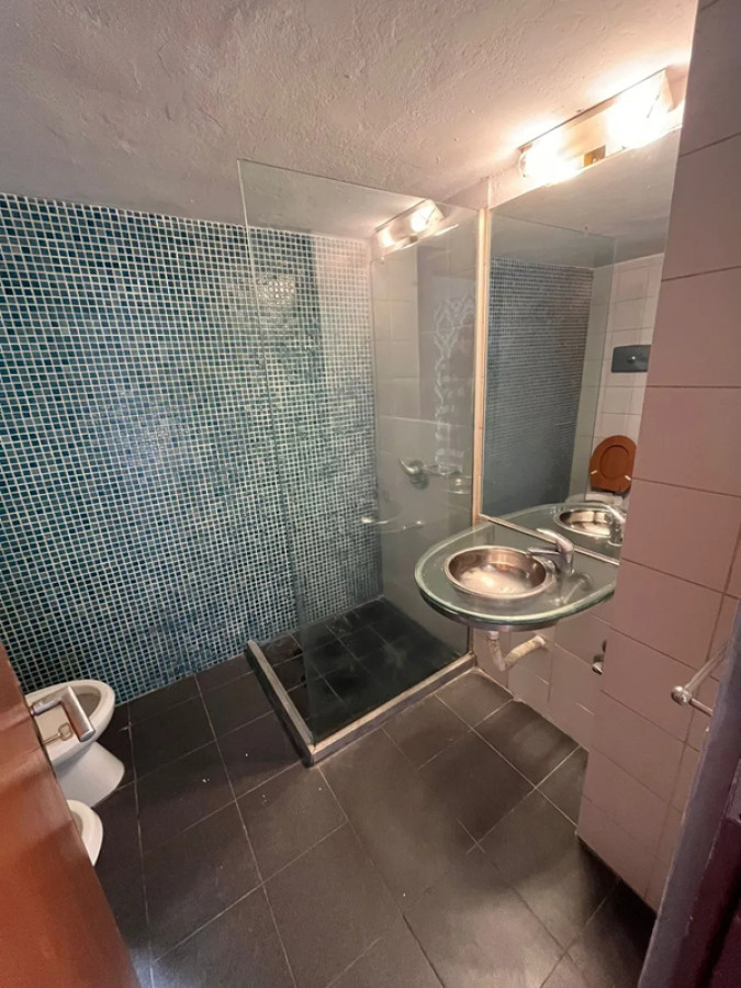 Apartamento ID.5070 - Alquiler Apartamento Loft 1 Dormitorio Parque Rodó con Balcon