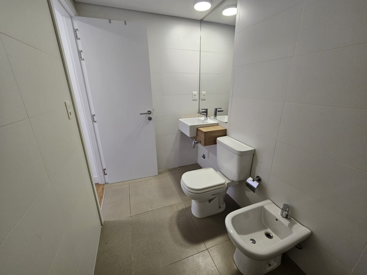 Apartamento ID.6859 - Venta Apartamento 1 Dormitorio Malvin con balcon 