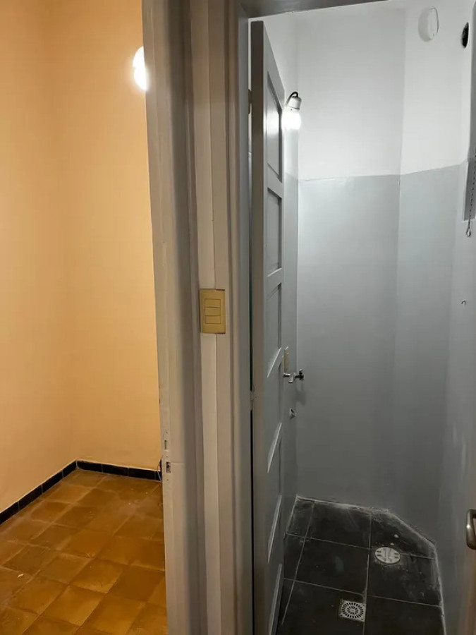 Apartamento ID.6831 - Alquiler Apartamento 2 Dormitorios Brazo Oriental con garaje
