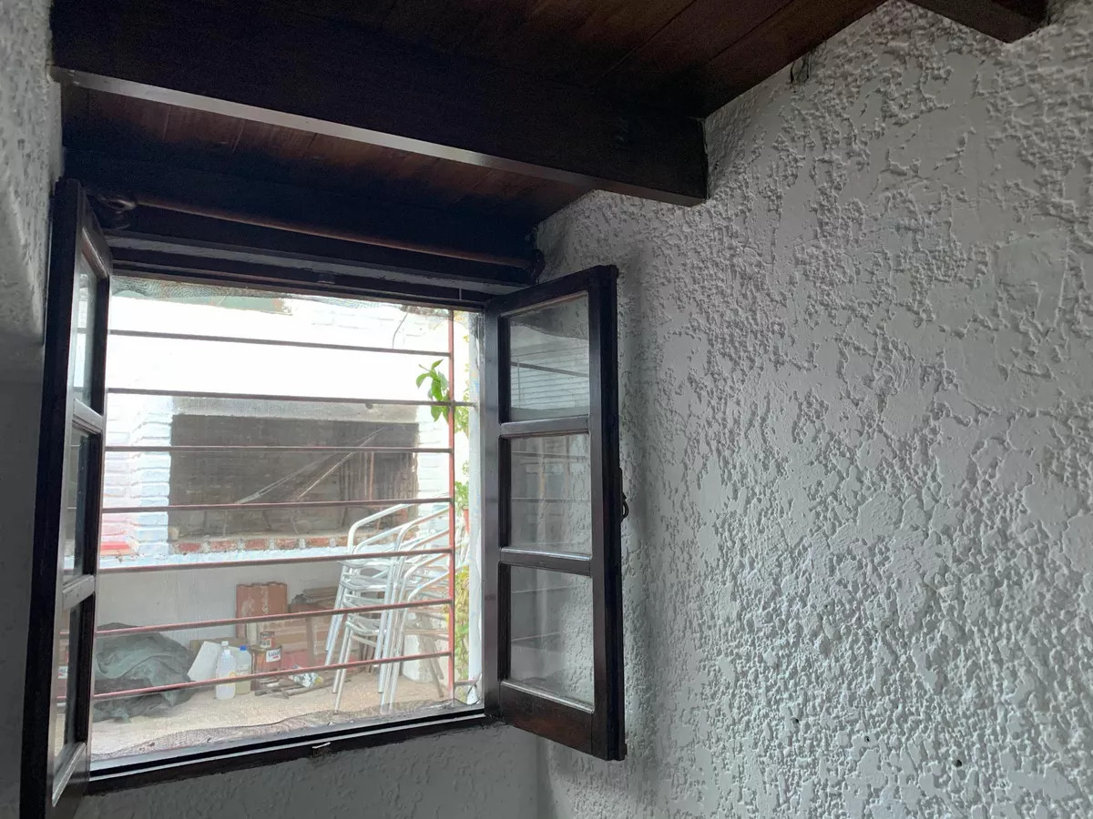 Apartamento ID.4282 - Venta con Renta Apartamento 3 Dormitorios La Comercial Terraza