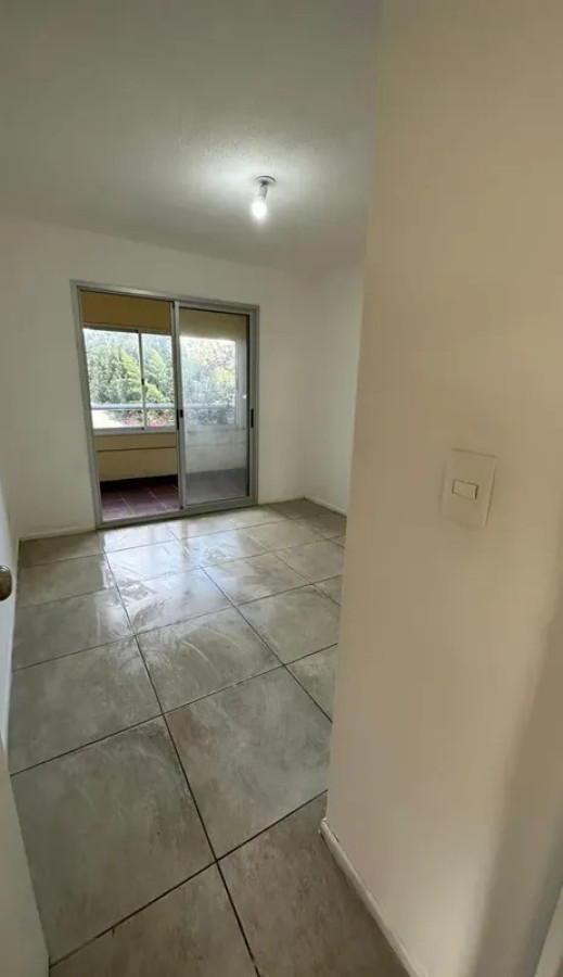 Apartamento ID.6617 - Venta con Renta Apartamento 2 Dormitorios Brazo Oriental