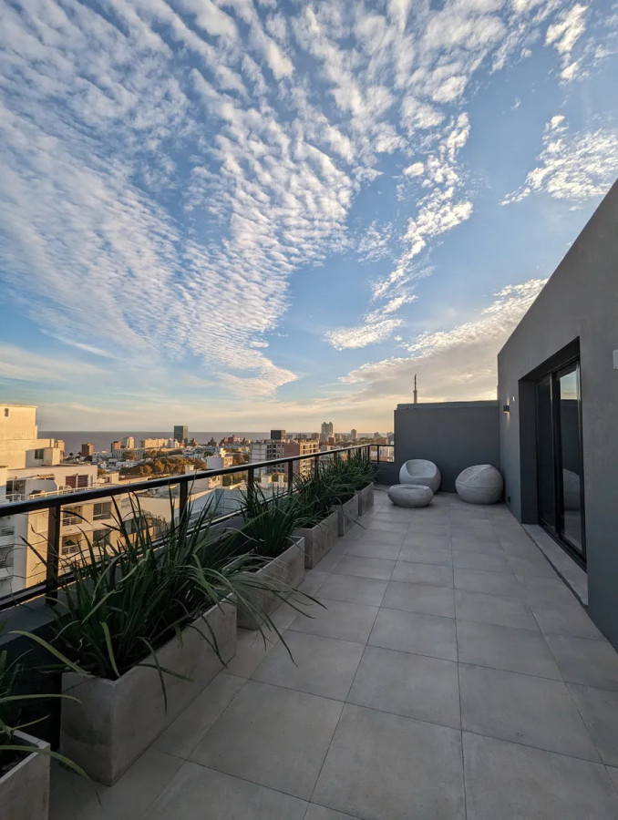 Apartamento ID.5213 - Alquiler Monoambiente Cordon con patio