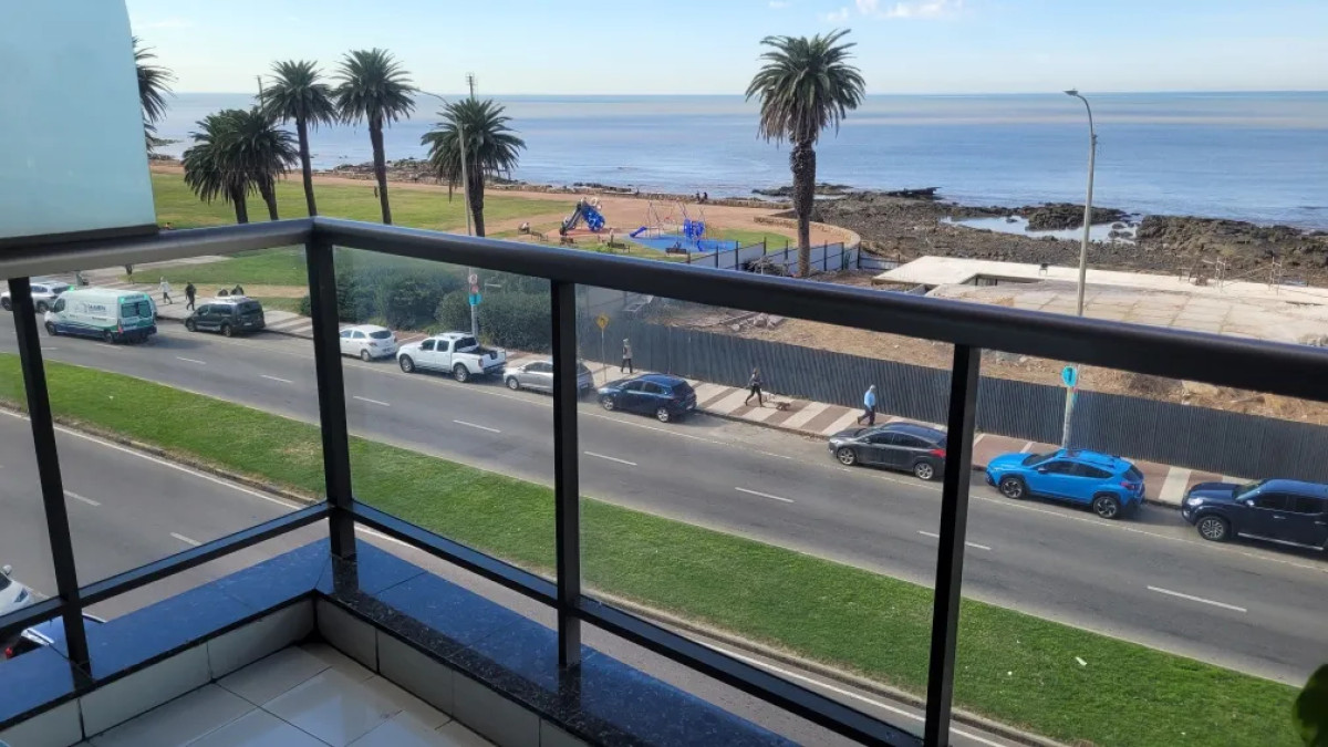 Apartamento ID.4655 - Alquiler Apartamento 3 Dormitorios Punta Carretas con Balcón