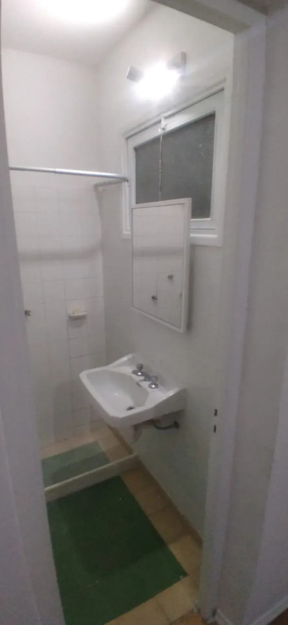 Apartamento ID.6729 - Alquiler Apartamento 1 Dormitorio Centro con Patio Interno