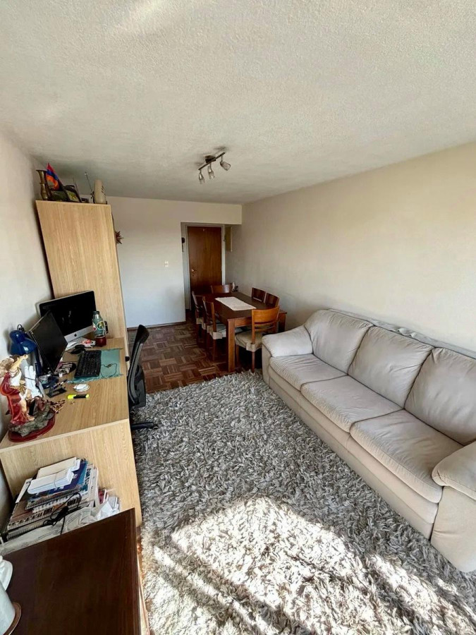 Apartamento ID.4652 - Alquiler Apartamento 2 Dormitorios Buceo con balcon y cochera