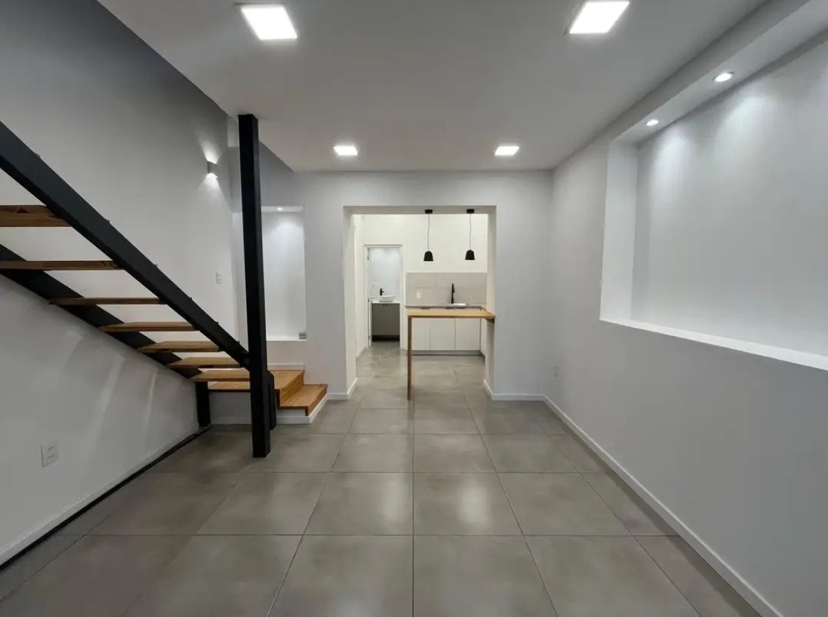 Apartamento ID.6241 - Venta Duplex 2 Dormitorios Aguada con terraza y azotea
