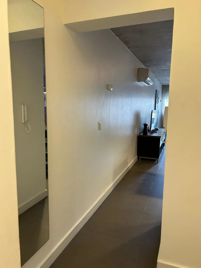 Apartamento ID.4721 - Alquiler Monoambiente Amoblado Pocitos con balcón
