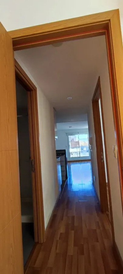 Apartamento ID.6668 - Alquiler Apartamento 2 Dormitorios Cordon con balcon