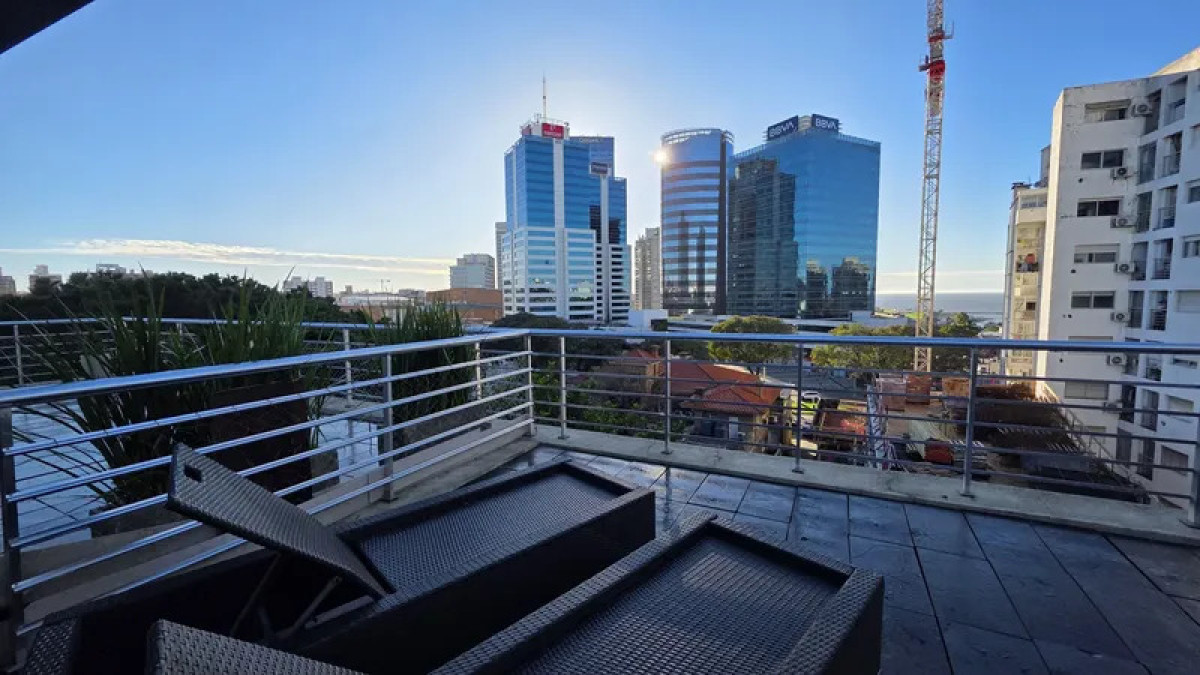 Apartamento ID.6754 - Alquiler Apartamento 1 Dormitorio Pocitos con balcon y garaje 
