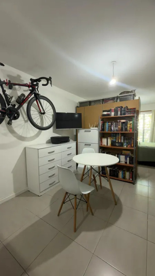 Apartamento ID.6184 - Alquiler Apartamento Monoambiente Pocitos con balcon 